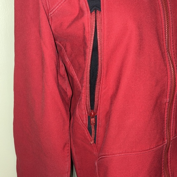 Arc'teryx Red Jacket Men’s Size S - Picture 4 of 12